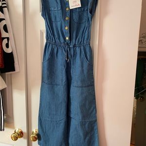 Girls chambray sleeveless jumpsuit size 8.